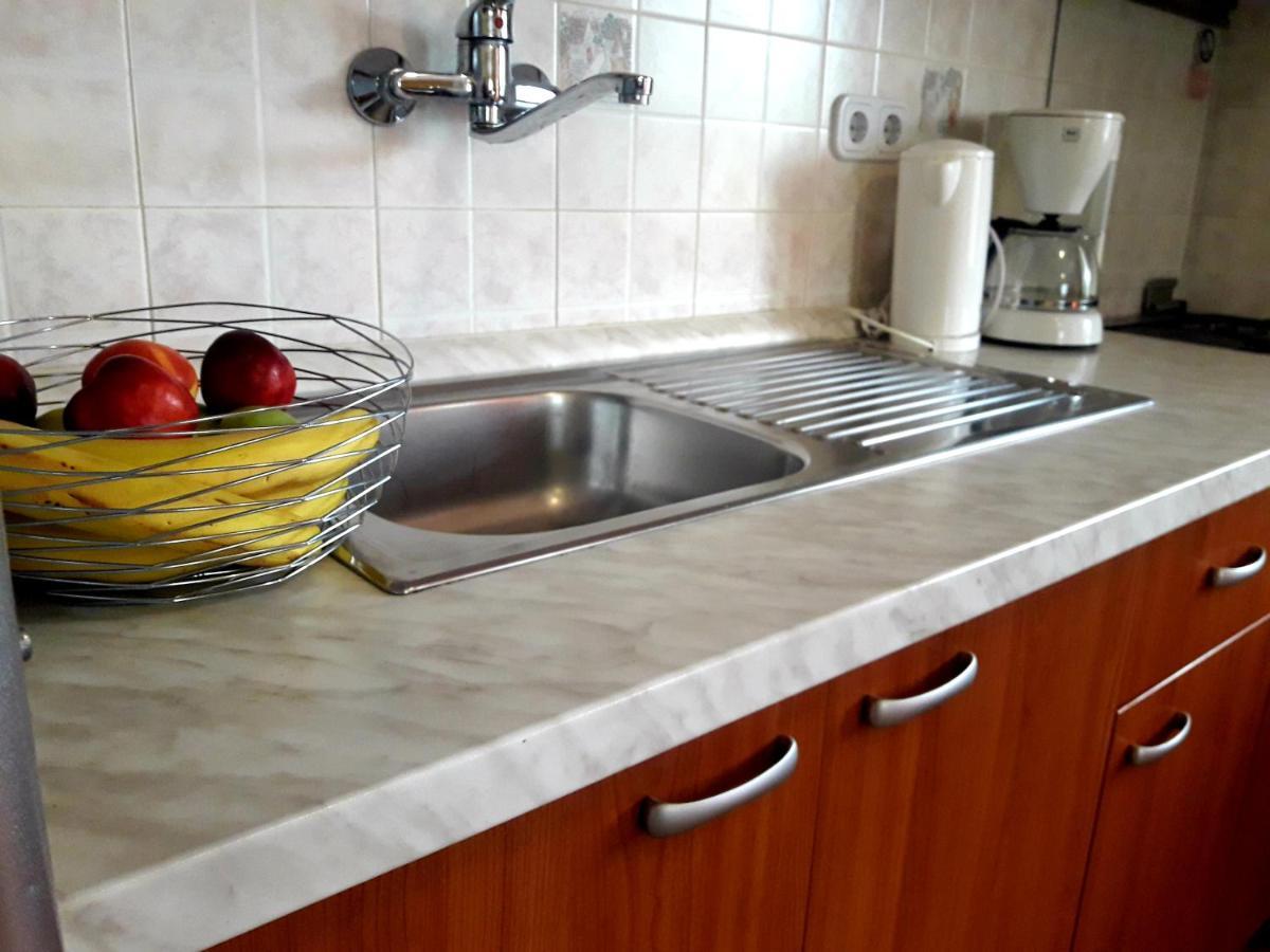 Apartments Angela Žbandaj Екстериор снимка