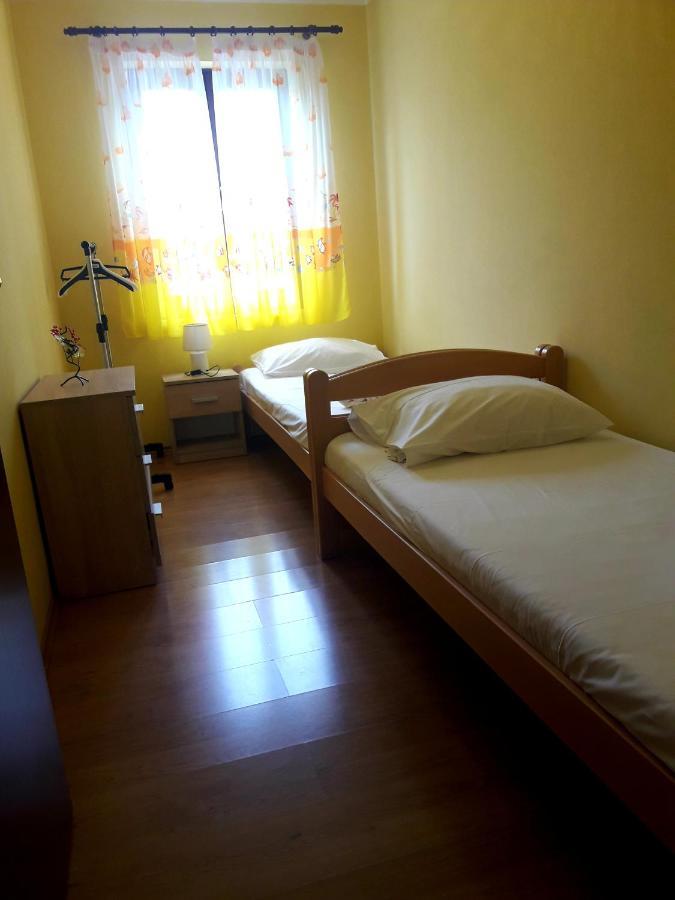 Apartments Angela Žbandaj Екстериор снимка