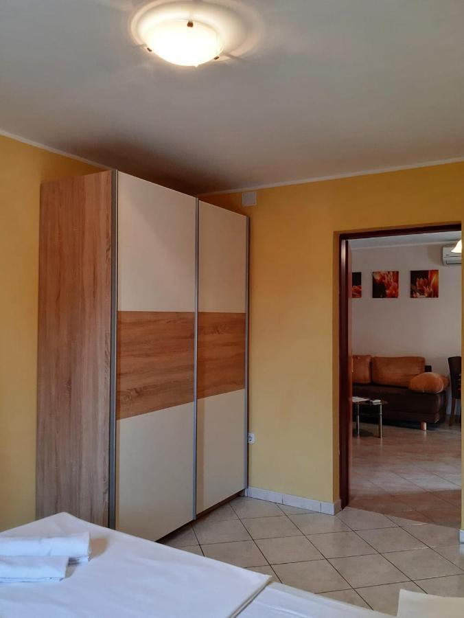 Apartments Angela Žbandaj Екстериор снимка