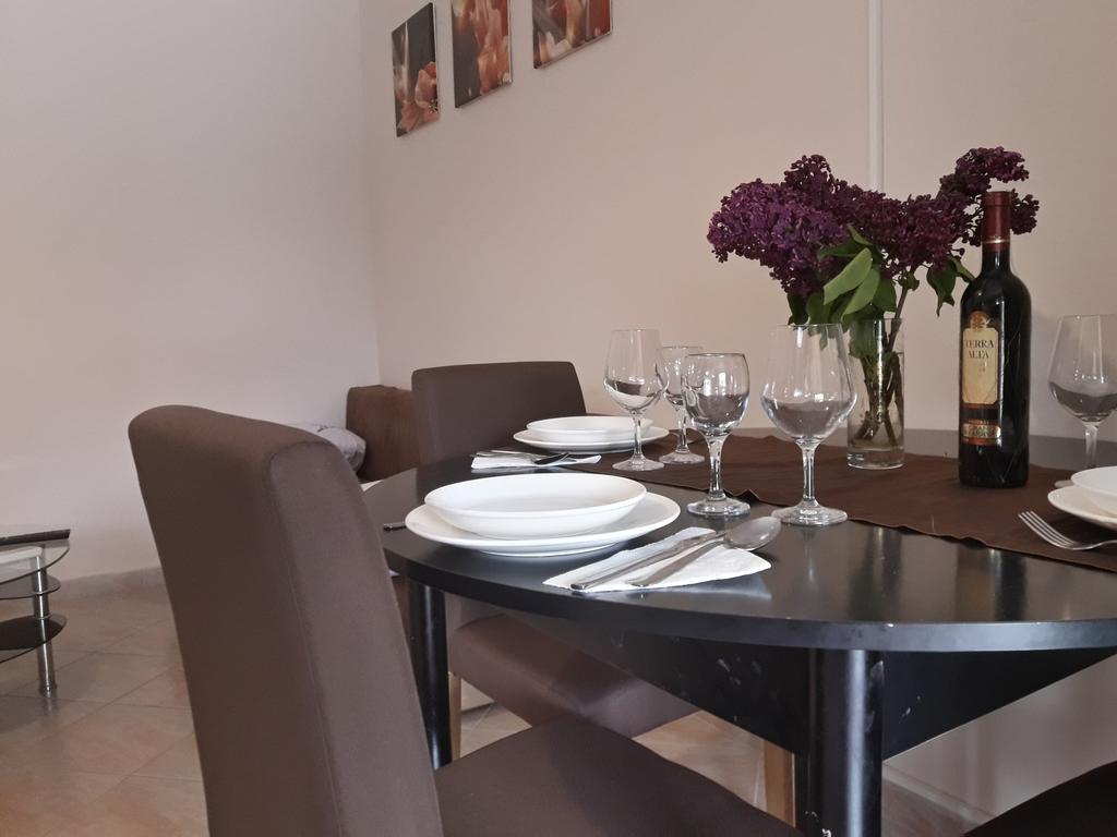 Apartments Angela Žbandaj Екстериор снимка