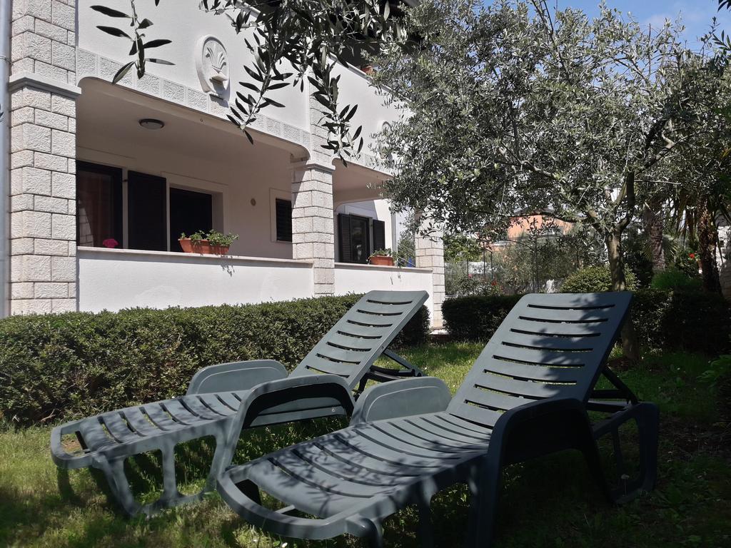 Apartments Angela Žbandaj Екстериор снимка